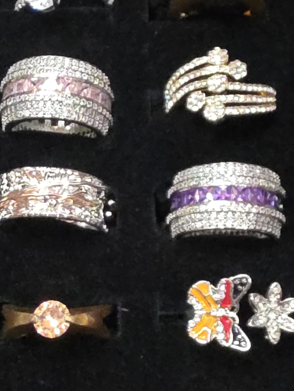 RESELLERS! LOT OF 50 HIGH QUALITY FASHION RINGS ALL IN EXCELLENT CONDITION - Picture 8 of 15